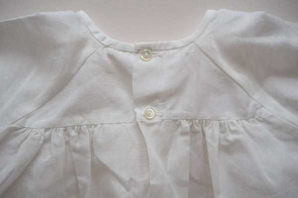 Gorgeous white blouse with scallops edge - 0/3m
